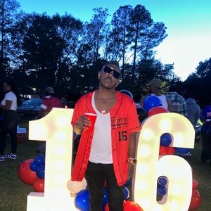 Meet your Posher, Marcus